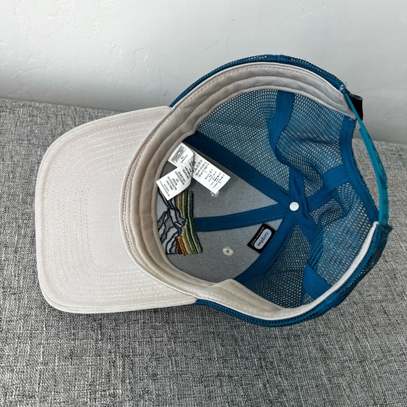 Patagonia Trucker Hat – Classic Logo Mountain Design - Picture 4 of 4